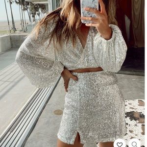 NWT 12th Tribe -EDGE OF MIDNIGHT SILVER SEQUIN SKIRT in medium